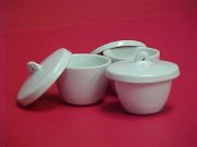 Fedők a porcelán izzítótégelyekre