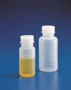 PE folyadékflakonok kupak nélkül