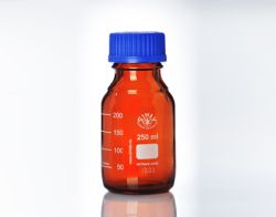 Barna laboratóriumi üvegek