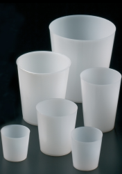PE mintatartó poharak tető nélkül