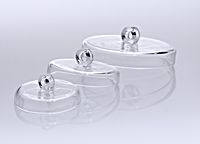 Fedők a kvarc izzítótégelyekre