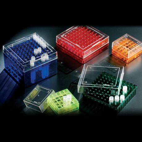 Tárolódoboz fagyasztócsőhöz